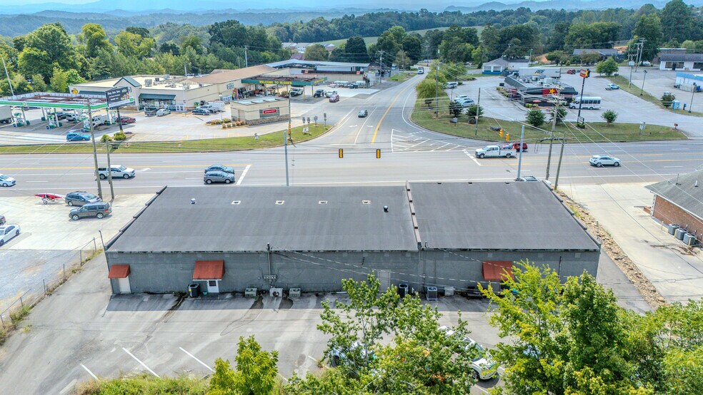 More Photos Of 1002 Us-411, Vonore Freestanding For Sale