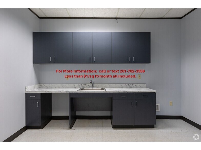 More Photos Of 450 Gears Rd, Houston Office For Lease