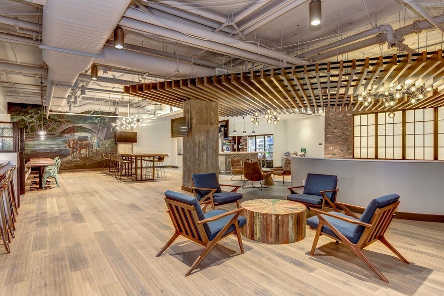 More Photos Of 1050 30th St NW, Washington Coworking Space