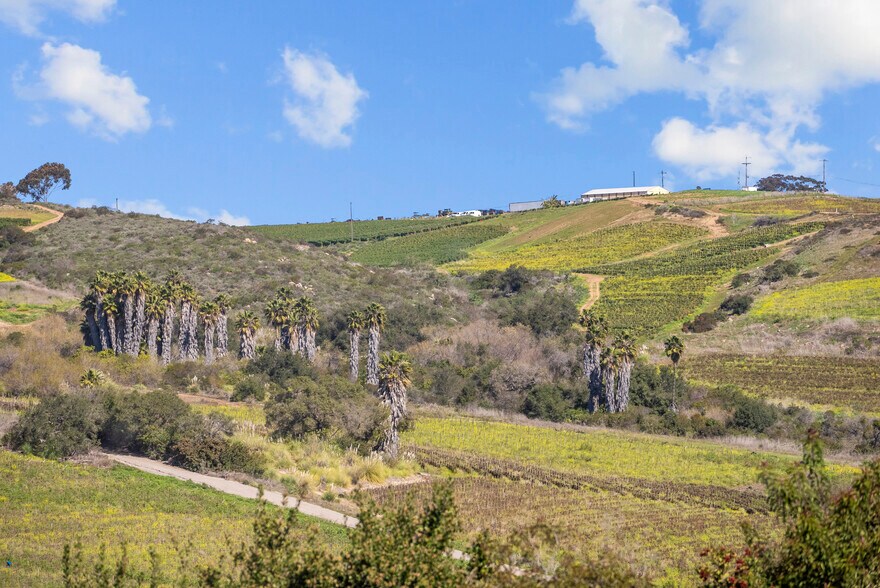 More Photos Of 5601 Palmer Way, Carlsbad Research And Development For Lease