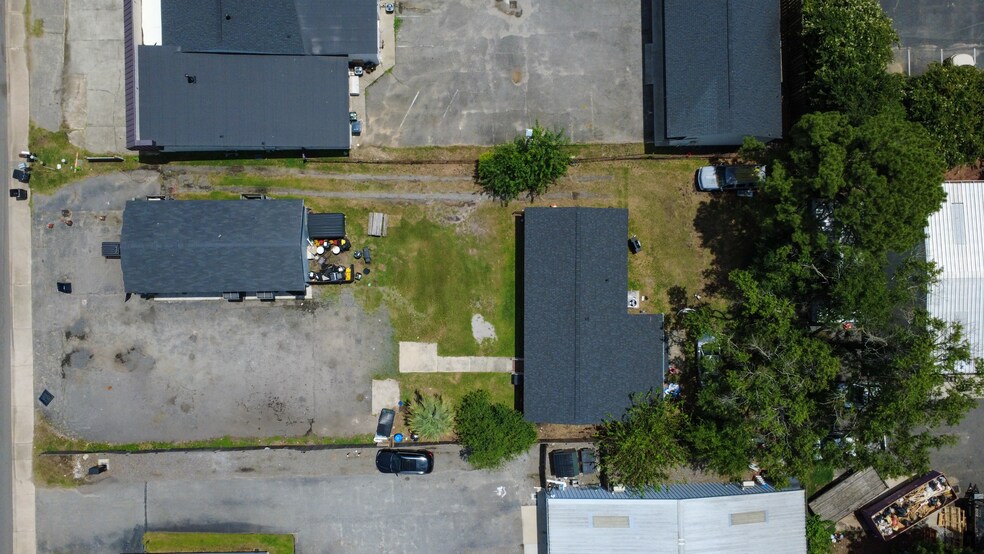 More Photos Of , North Charleston General Retail For Sale