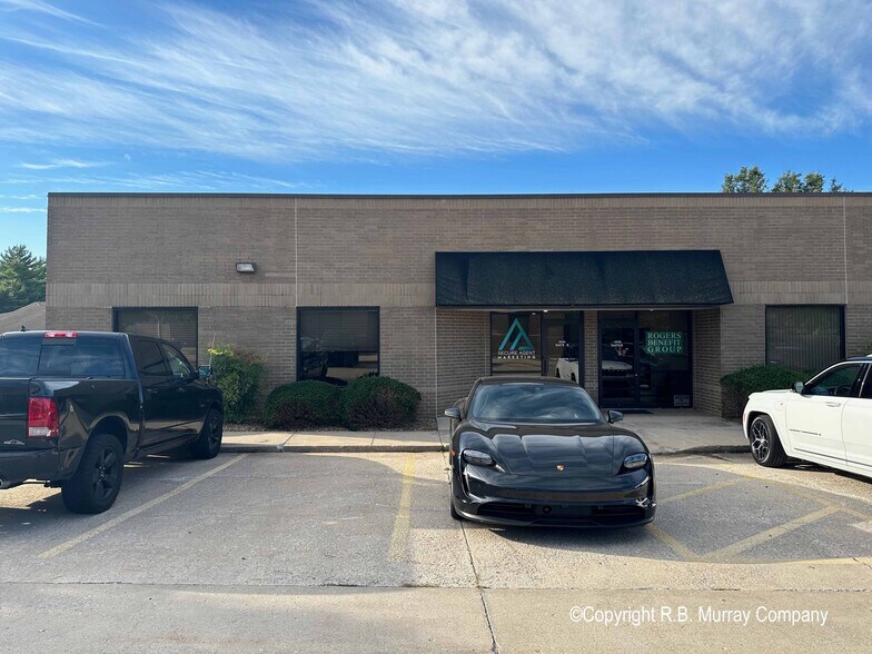 More Photos Of 3524 S Culpepper Cir, Springfield Office For Lease