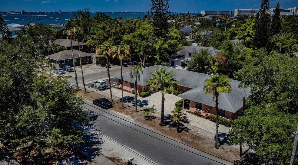 More Photos Of 3025 54th St S, Gulfport Apartments For Sale