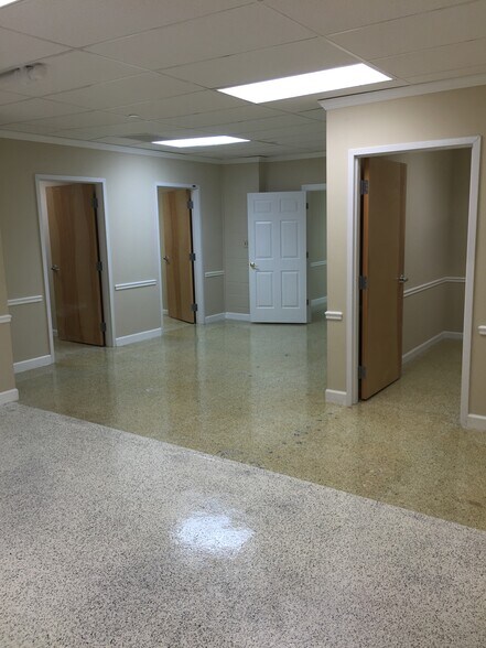 More Photos Of 1500 Garner Rd, Raleigh Office For Lease