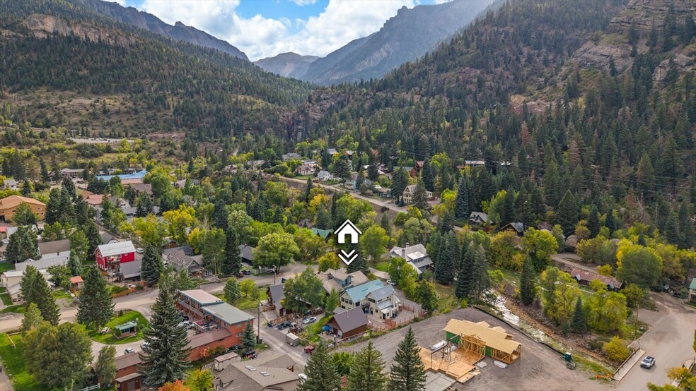 More Photos Of 118 6TH Ave, Ouray Hotel For Sale