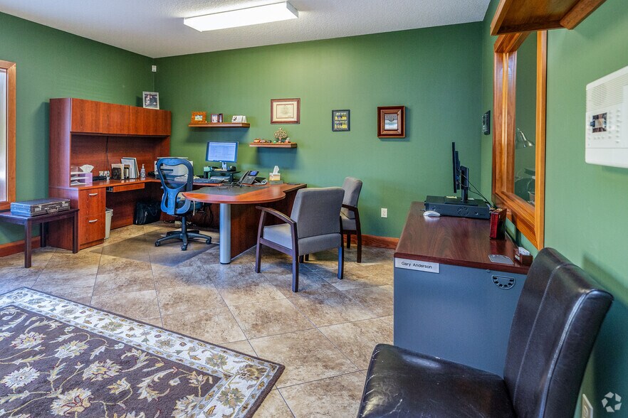 More Photos Of 450107-450115 State Road 200, Callahan Office For Sale