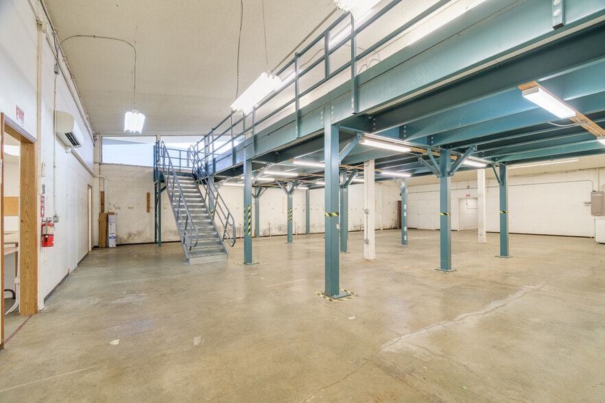 More Photos Of 24716 Territorial Hwy, Monroe Warehouse For Sale