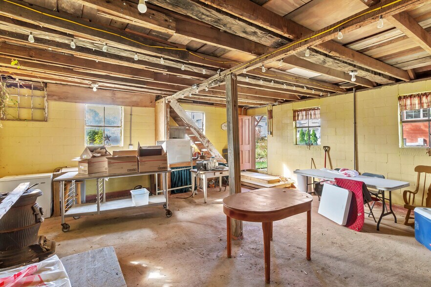 More Photos Of 54 S Main St, Magnetic Springs Restaurant For Sale