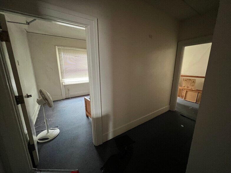 More Photos Of 1924 SW Adams St, Peoria Assisted Living For Sale