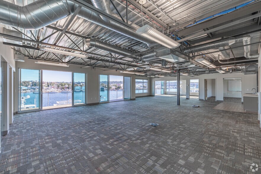 More Photos Of 2284-2360 W Commodore Way, Seattle Office For Lease