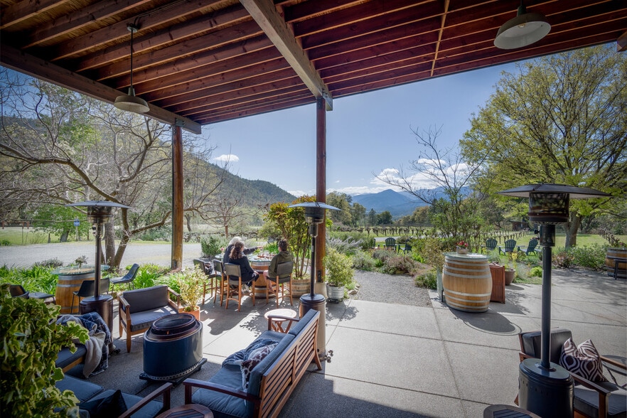 More Photos Of 818 Slagle Creek Rd, Grants Pass Winery Vineyard For Sale