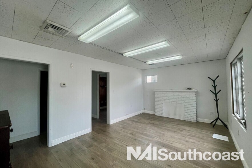 More Photos Of 907 Angle Rd, Fort Pierce Warehouse For Sale