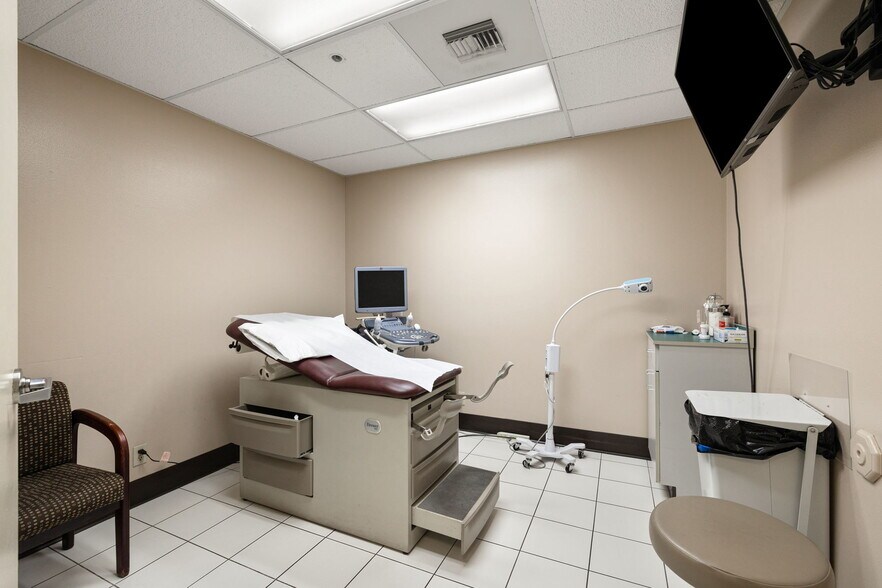 More Photos Of 81715 Doctor Carreon Blvd, Indio Medical For Sale