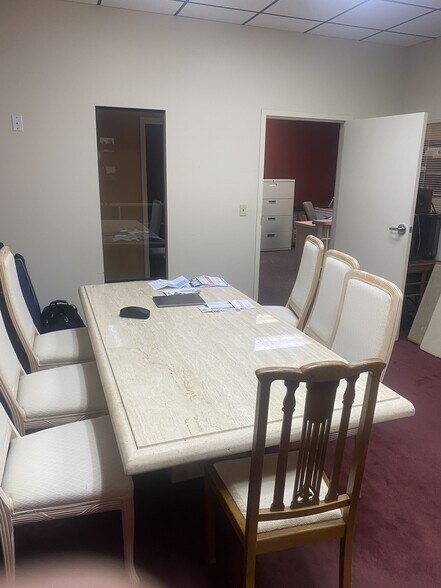 More Photos Of 3023 Eastland Blvd, Clearwater Office For Sale