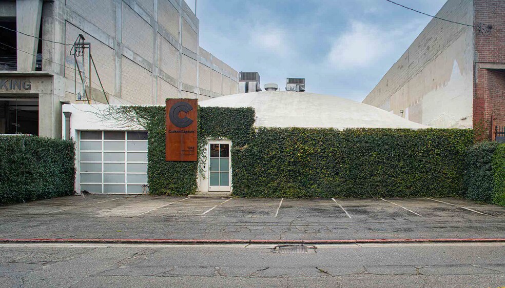 Primary Photo Of 1242 Palmetto St, Los Angeles Warehouse For Sale