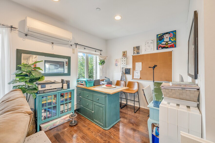 More Photos Of 2105 33rd Ave, Astoria Multifamily For Sale