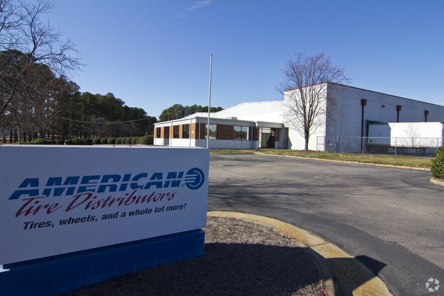 More Photos Of 1615 Wolfpack Ln, Raleigh Distribution For Lease