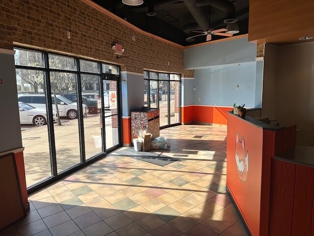 More Photos Of 75 N Main St, Mount Clemens Loft Creative Space For Lease