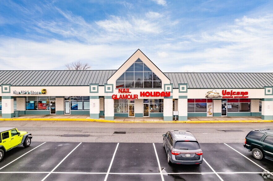 More Photos Of 975 Wayne Ave, Chambersburg Unknown For Lease