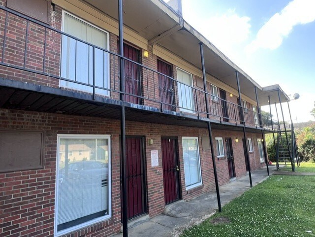 More Photos Of 3917 Dunn Rd, Memphis Apartments For Sale