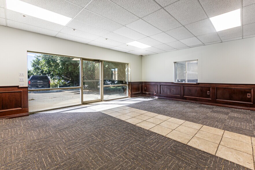 More Photos Of 4116 W 5800 N, Mountain Green Light Manufacturing For Lease