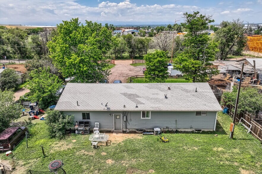 More Photos Of 8690 Verbena St, Commerce City Warehouse For Sale