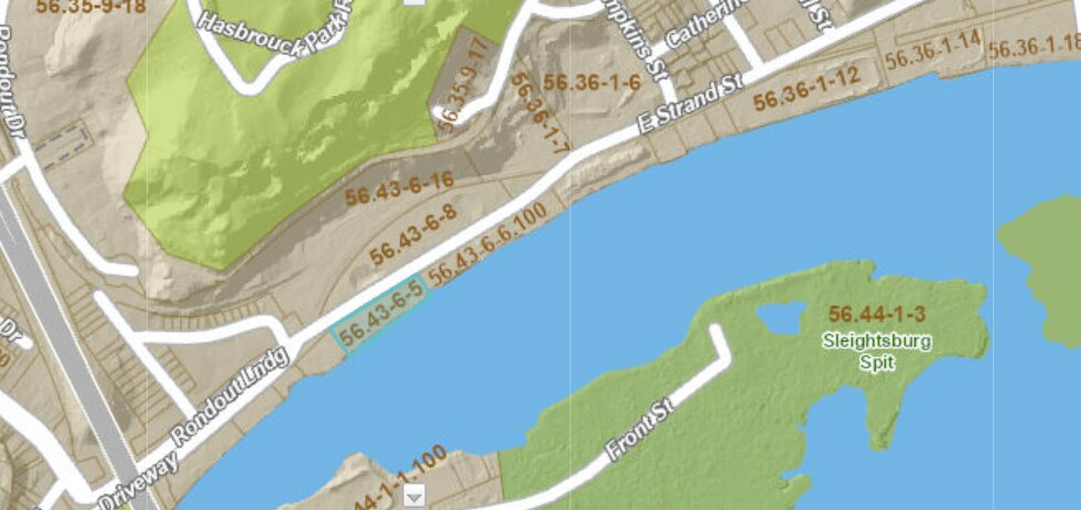 More Photos Of 108 E Strand St, Kingston General Retail For Sale