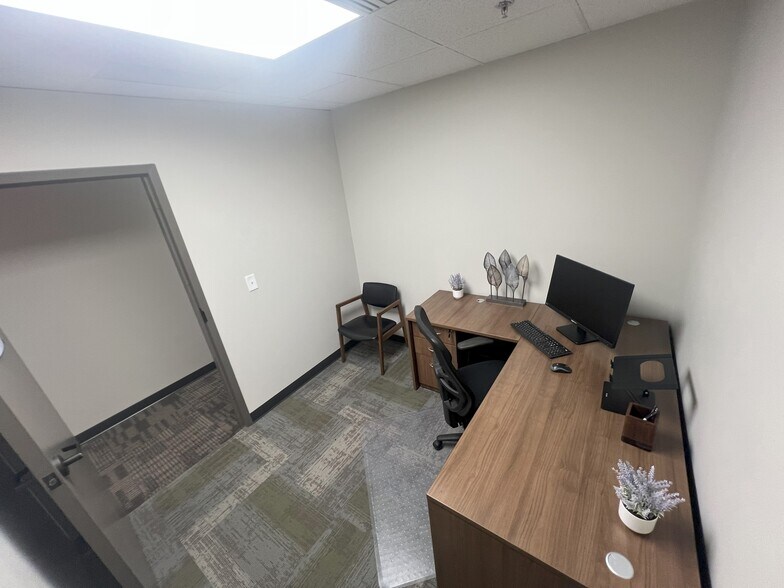 More Photos Of 300 3rd Ave SE, Rochester Medical For Sale