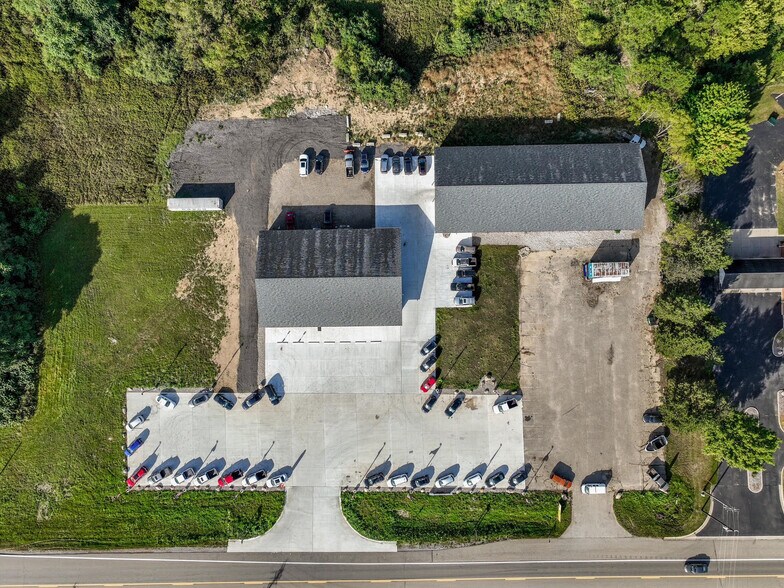 More Photos Of 3420 S Lapeer Rd, Metamora Auto Repair For Sale
