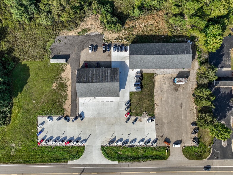 More Photos Of 3420 S Lapeer Rd, Metamora Auto Repair For Sale