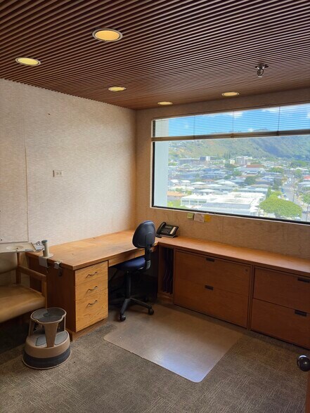 More Photos Of 321 N Kuakini St, Honolulu Medical For Sale