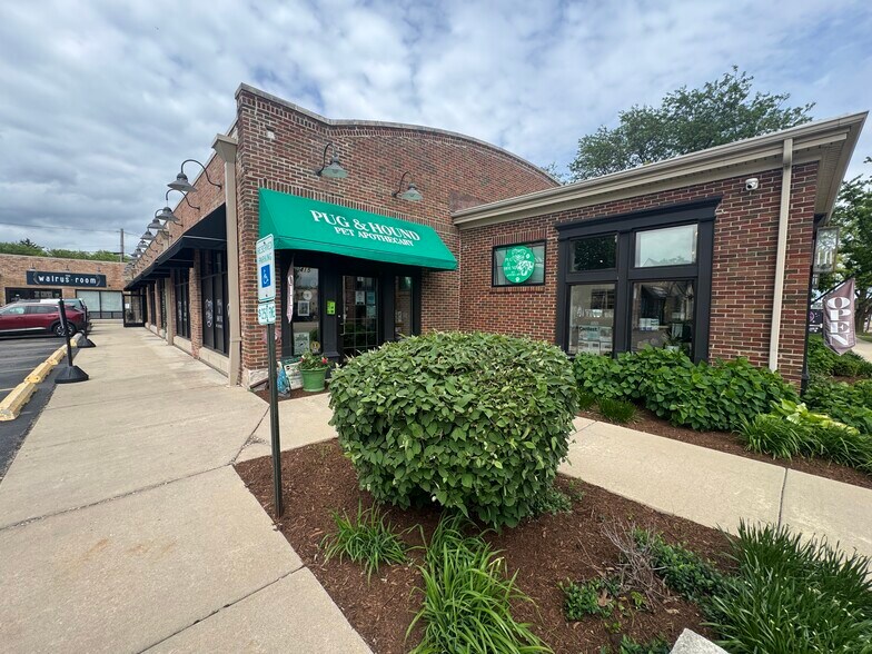 Primary Photo Of 415 W State St, Geneva Storefront Retail Office For Sale