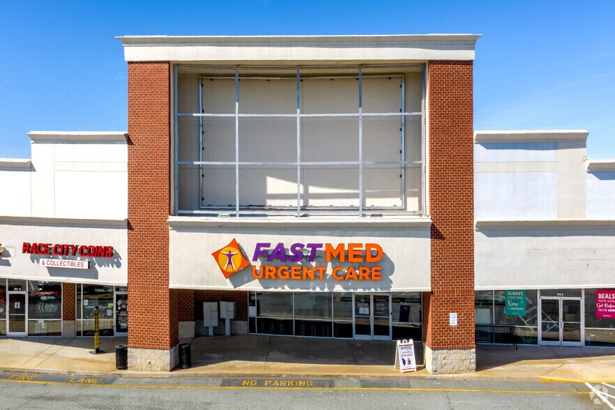 More Photos Of 168 Norman Station Blvd, Mooresville General Retail For Lease