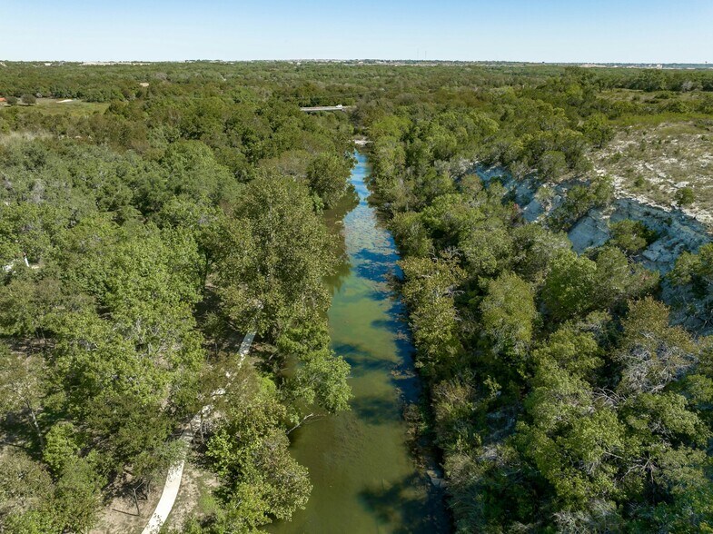 More Photos Of 1030 County Road 279, Liberty Hill Hotel For Sale