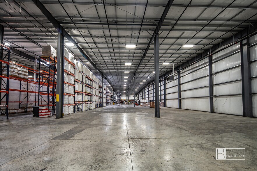 More Photos Of 221 Airport Dr, Mansfield Unknown For Lease