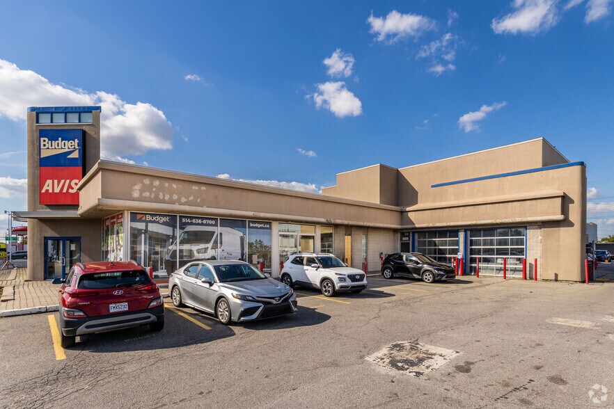 More Photos Of 975 Boul Montréal-Toronto, Dorval Storefront For Lease