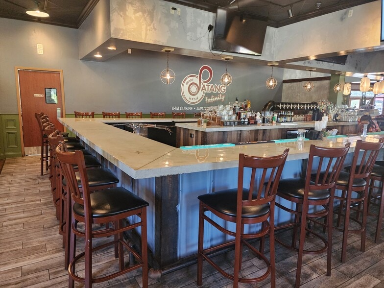 More Photos Of 15 Middlesex Tpke, Billerica Restaurant For Lease