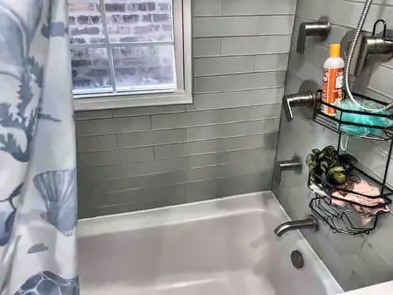 More Photos Of 2948 N Narragansett Ave, Chicago Apartments For Sale