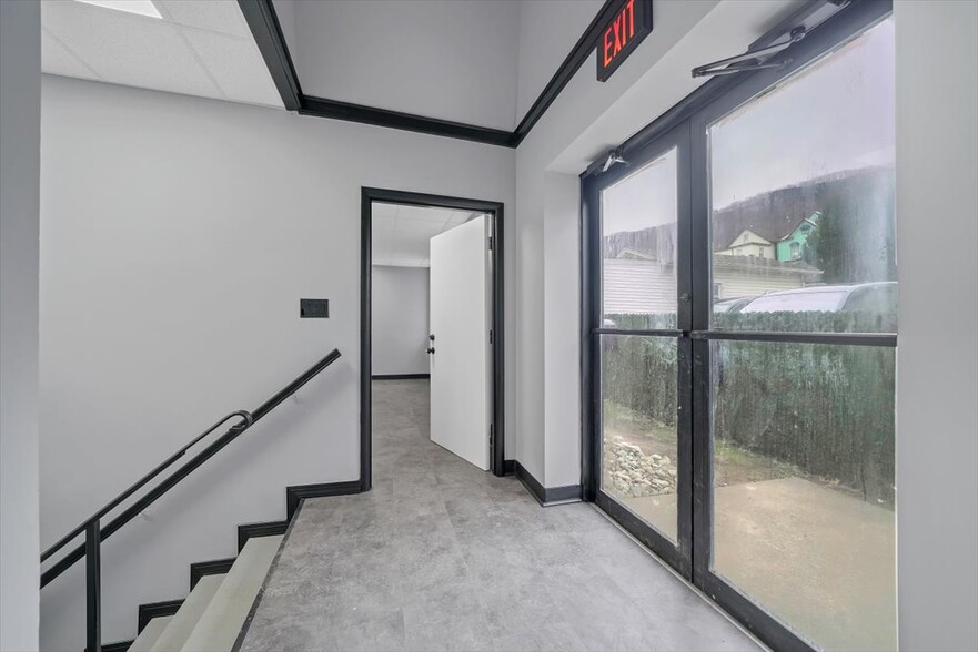 More Photos Of 63 New Main St, Haverstraw Medical For Sale