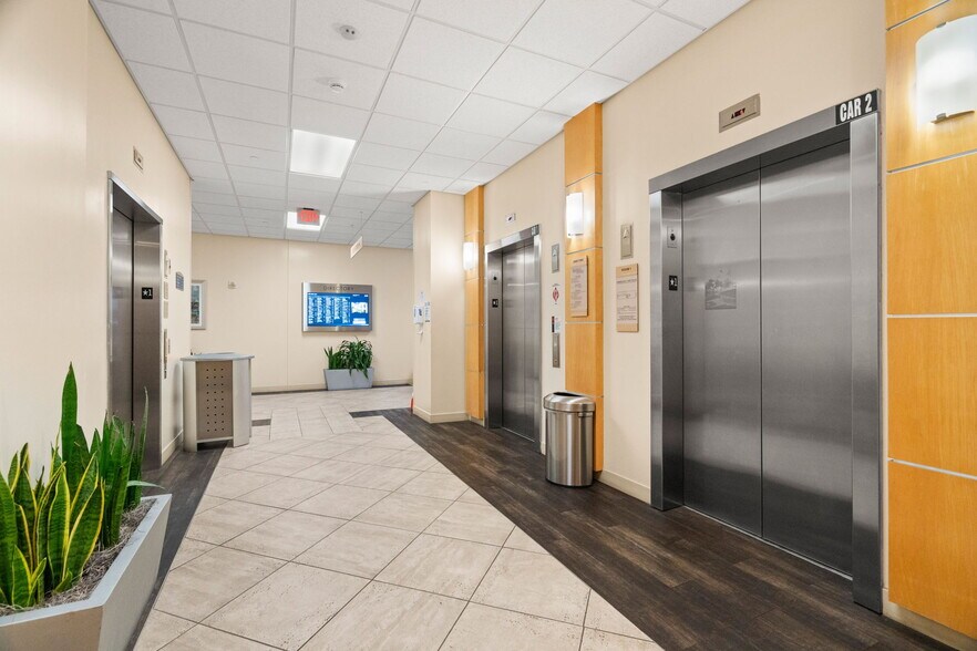 More Photos Of 625 6th Ave S, Saint Petersburg Medical For Sale