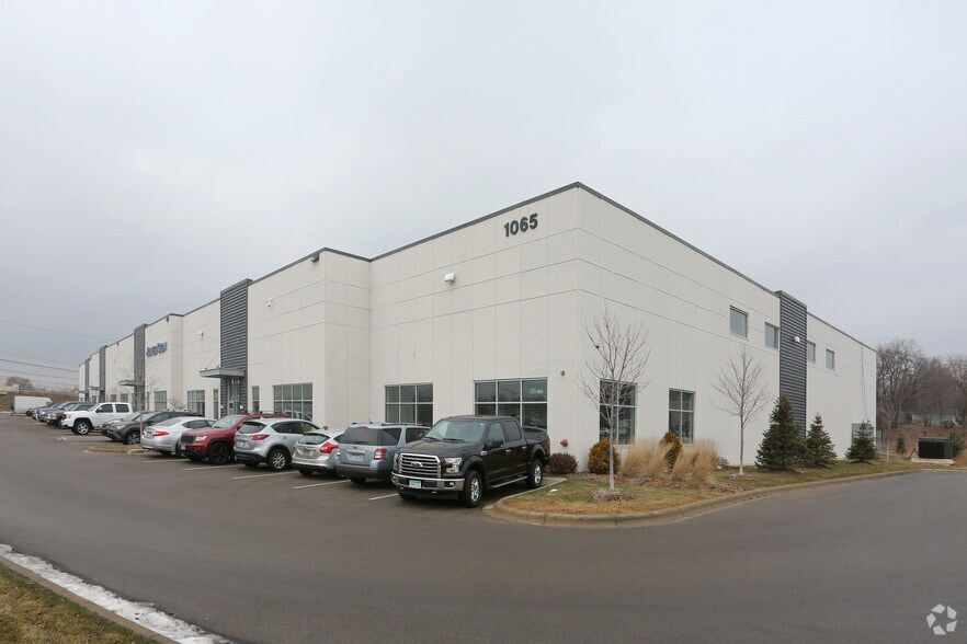 More Photos Of 1065 Phalen Blvd, Saint Paul Warehouse For Lease