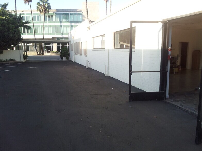 More Photos Of 8549 Wilshire Blvd, Beverly Hills Loft Creative Space For Lease