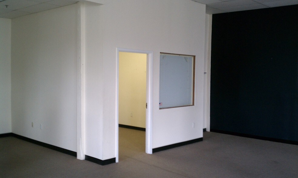 More Photos Of 850 Summer St, Boston Office For Sale