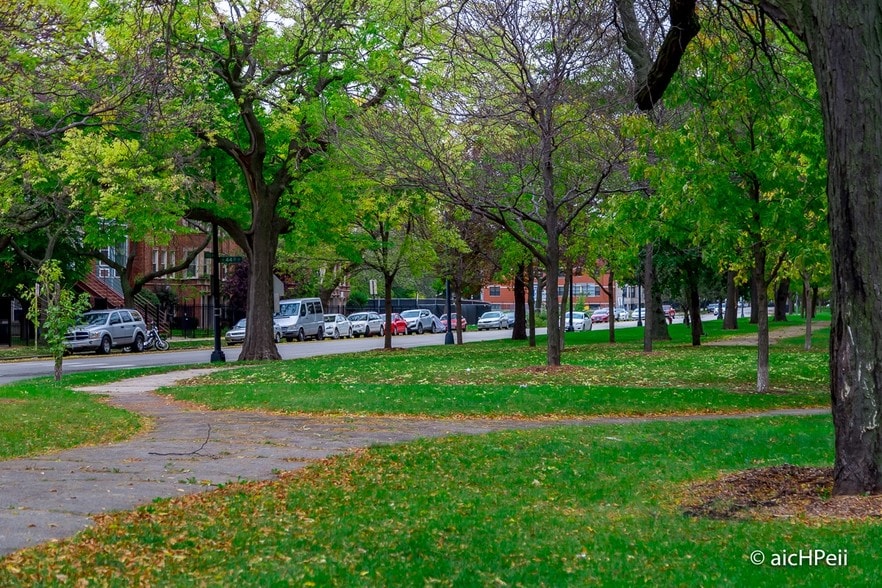 More Photos Of 4408-4414 S Drexel Blvd, Chicago Apartments For Sale