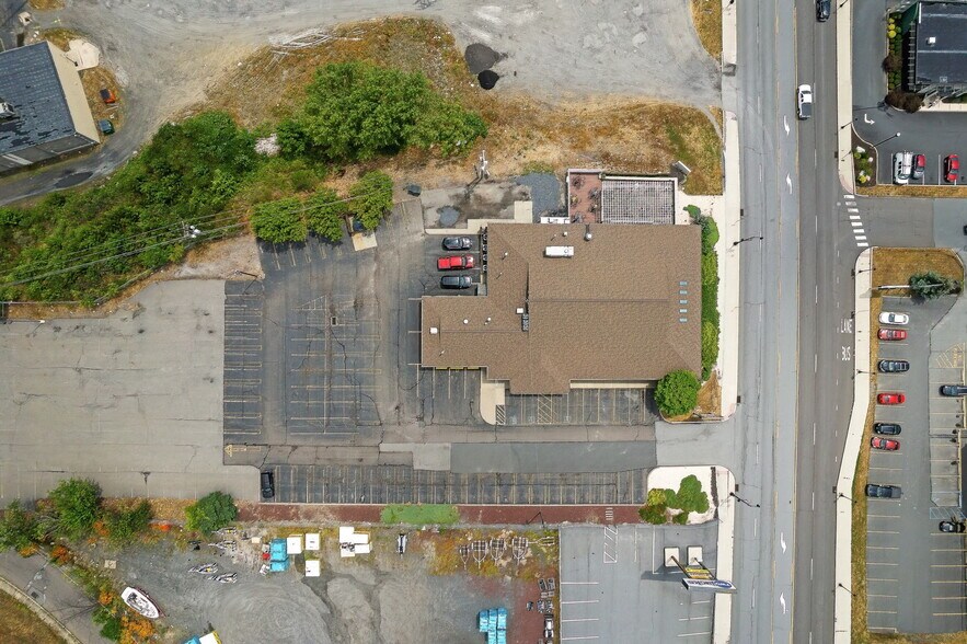 More Photos Of 380 Coal St, Wilkes Barre Freestanding For Lease