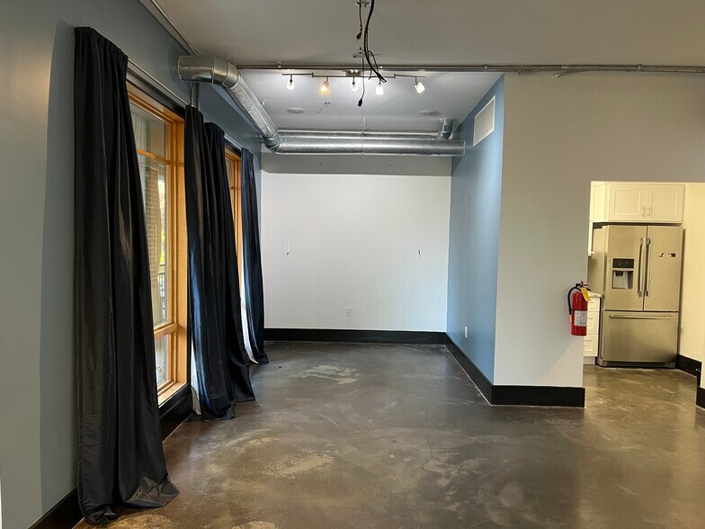 More Photos Of 319 Atlanta St, Marietta Office For Sale