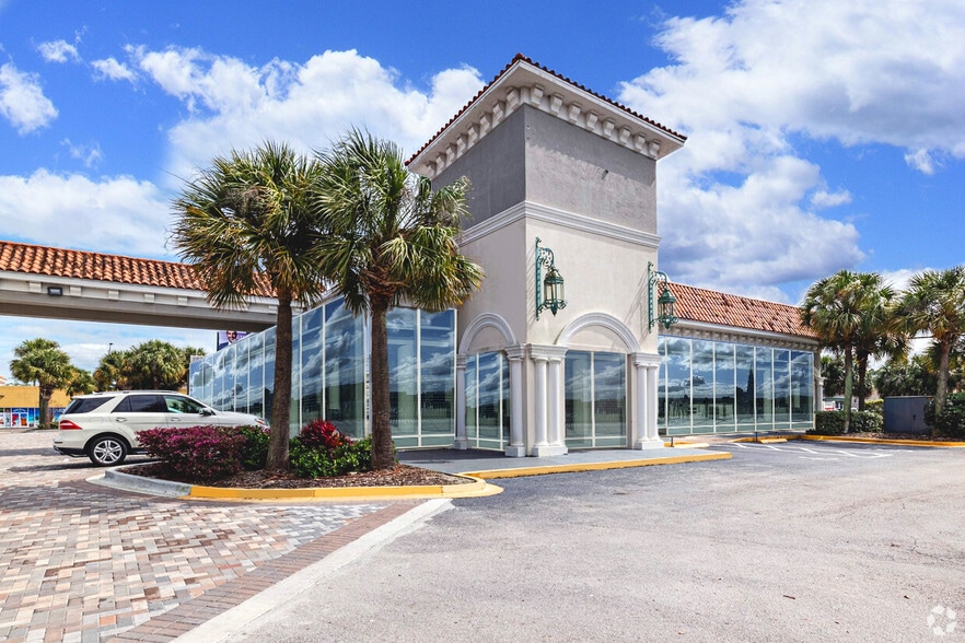 More Photos Of 13799 Beach Blvd, Jacksonville Unknown For Lease