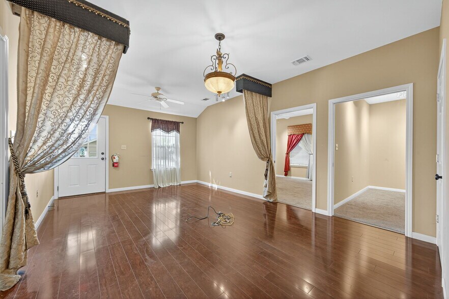 More Photos Of , Boerne Unknown For Sale