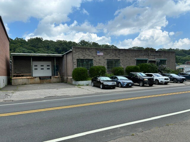 More Photos Of 257 Roosevelt Dr, Derby Manufacturing For Lease