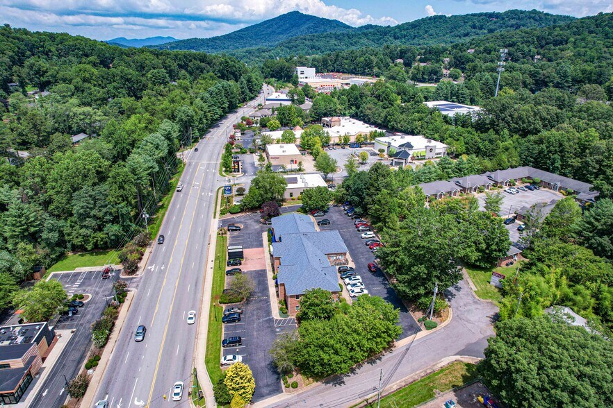 More Photos Of 1978 Hendersonville Rd, Asheville Medical For Sale